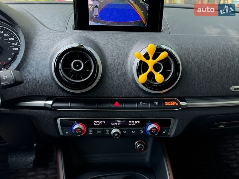Седан Audi A3 2015 в Києві