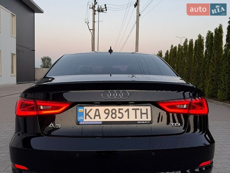 Седан Audi A3 2015 в Киеве