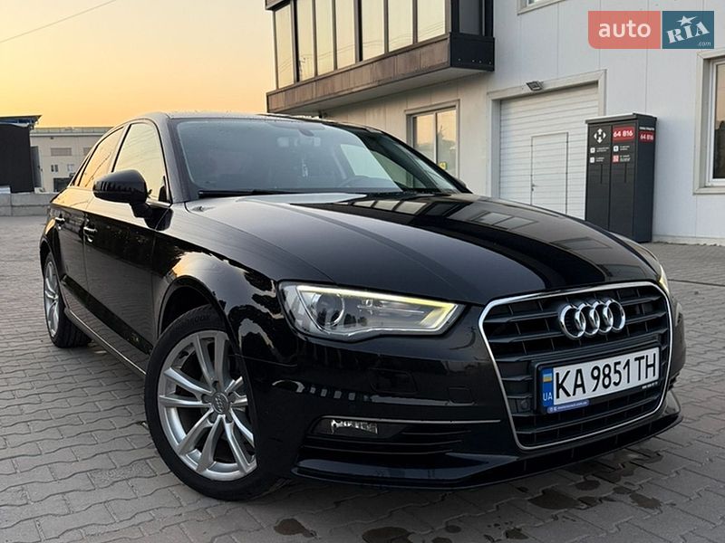Седан Audi A3 2015 в Киеве