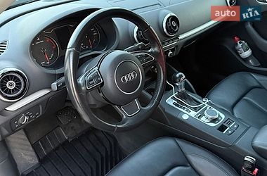 Седан Audi A3 2015 в Киеве