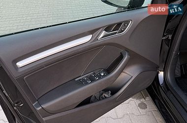 Седан Audi A3 2015 в Киеве