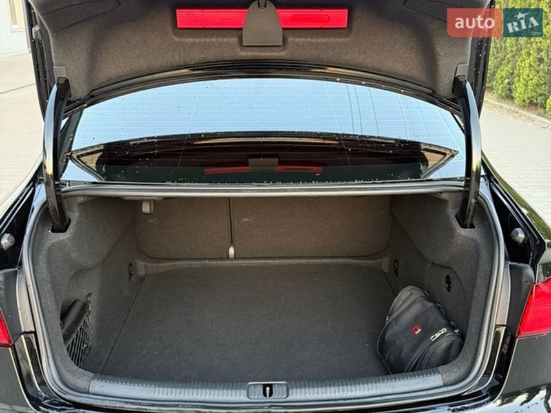 Седан Audi A3 2015 в Киеве
