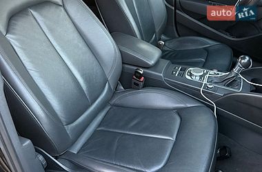 Седан Audi A3 2015 в Киеве