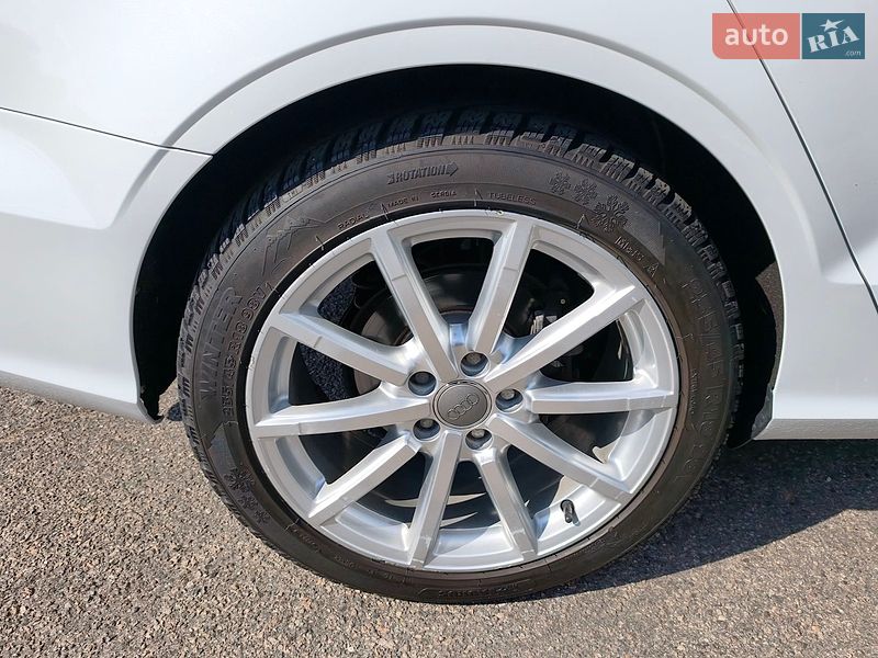 Седан Audi A3 2015 в Николаеве