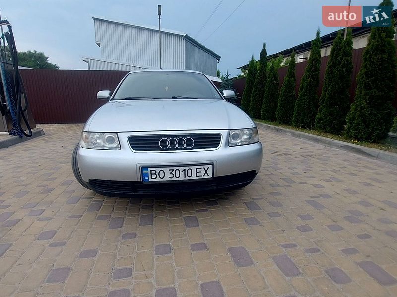 Хэтчбек Audi A3 2003 в Дружбе