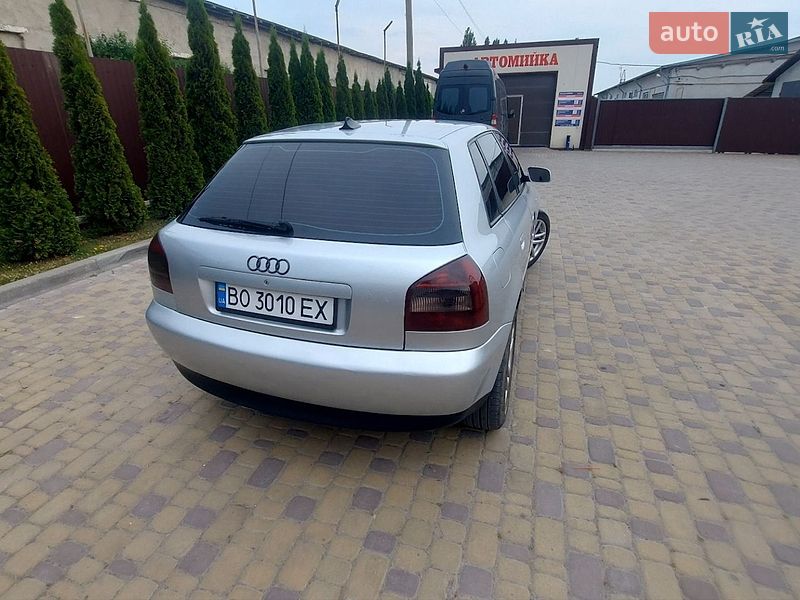 Хэтчбек Audi A3 2003 в Дружбе