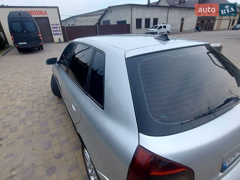 Хэтчбек Audi A3 2003 в Дружбе
