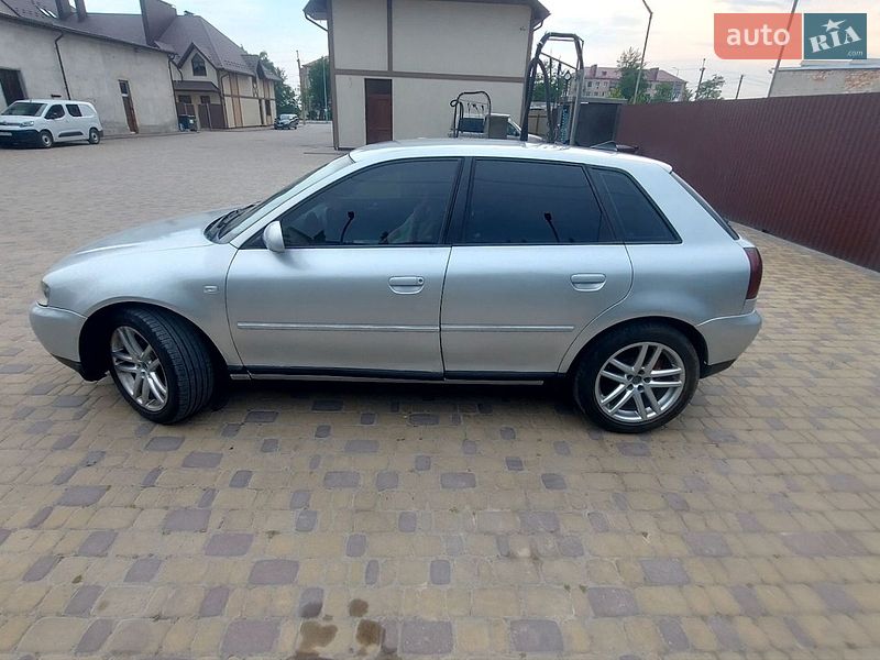 Хэтчбек Audi A3 2003 в Дружбе