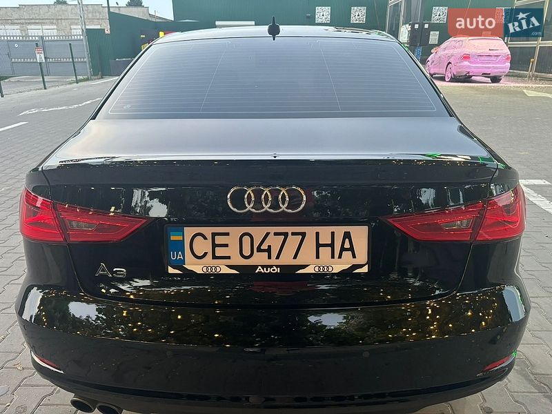 Седан Audi A3 2015 в Чернівцях