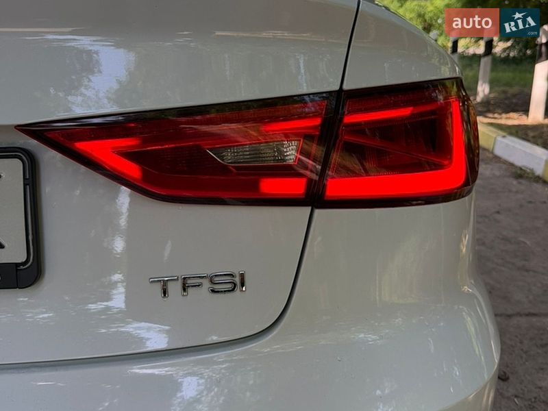 Седан Audi A3 2013 в Киеве