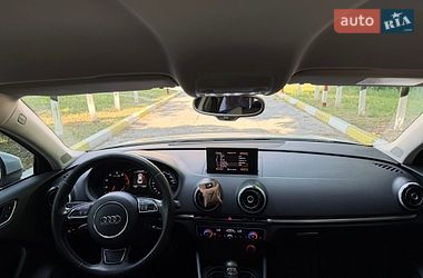 Седан Audi A3 2013 в Киеве