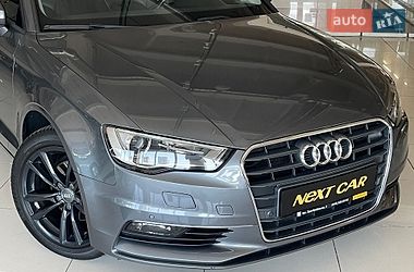 Седан Audi A3 2016 в Киеве