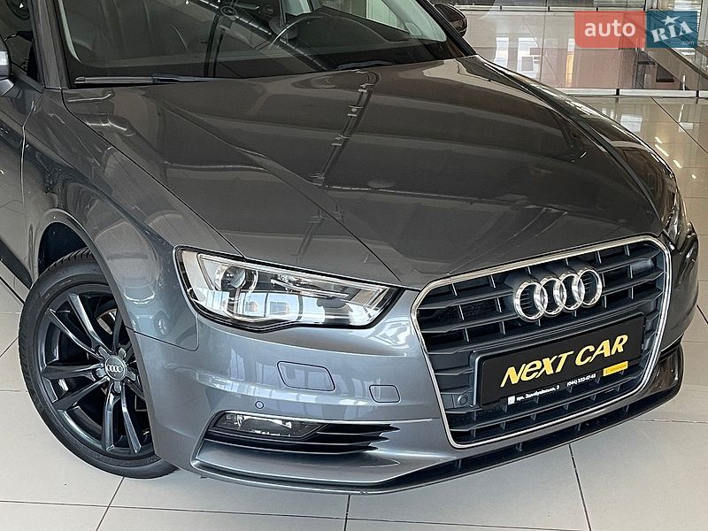 Седан Audi A3 2016 в Киеве