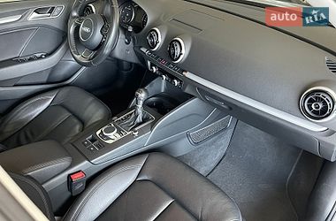 Седан Audi A3 2016 в Киеве