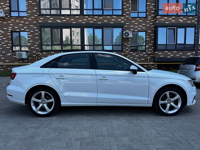 Седан Audi A3 2014 в Житомирі