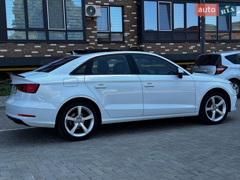 Седан Audi A3 2014 в Житомирі