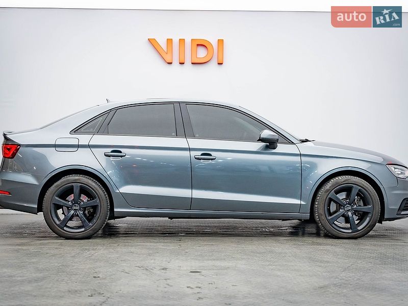 Седан Audi A3 2014 в Киеве