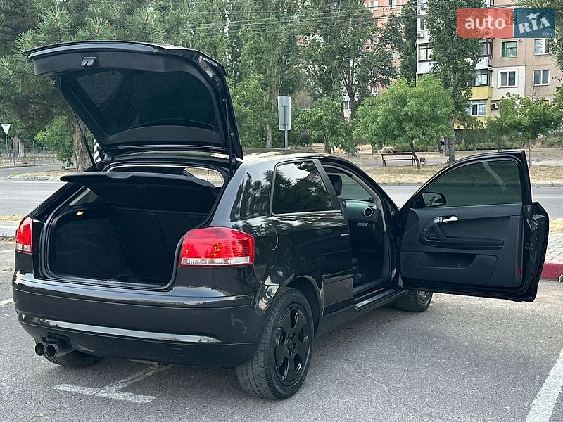 Хэтчбек Audi A3 2003 в Николаеве