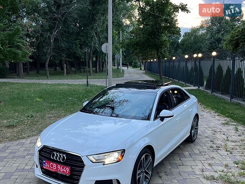 Седан Audi A3 2017 в Кременчуці