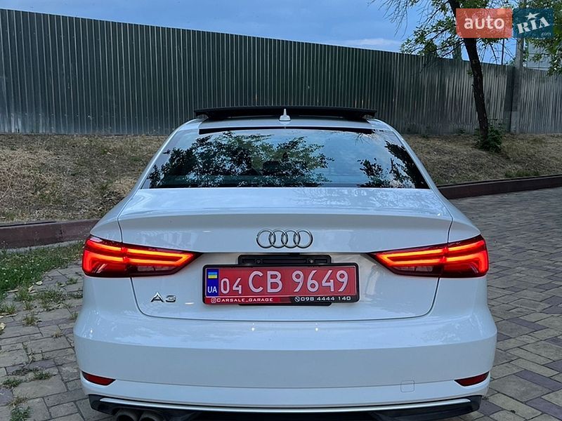 Седан Audi A3 2017 в Кременчуці