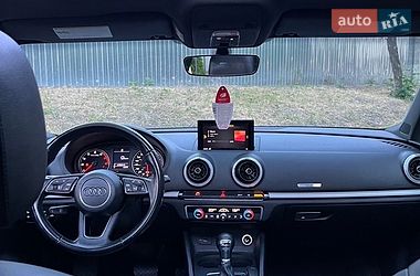 Седан Audi A3 2017 в Кременчуці
