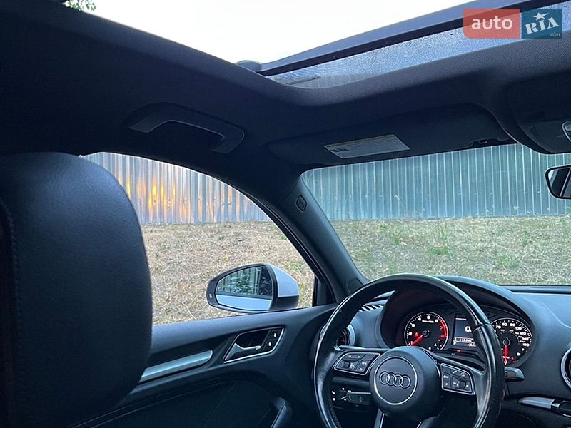 Седан Audi A3 2017 в Кременчуці