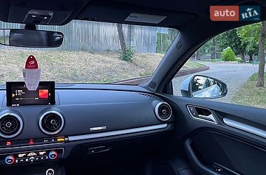 Седан Audi A3 2017 в Кременчуці