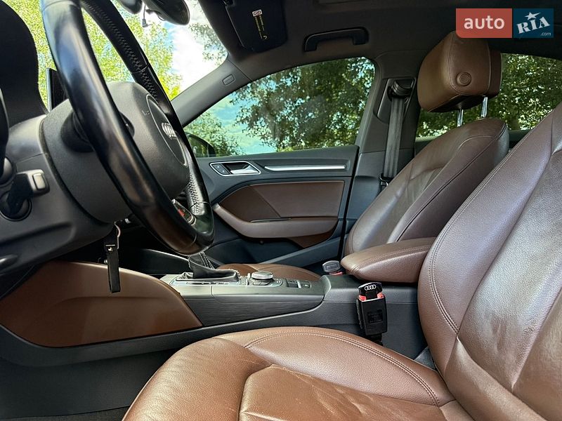 Седан Audi A3 2014 в Киеве