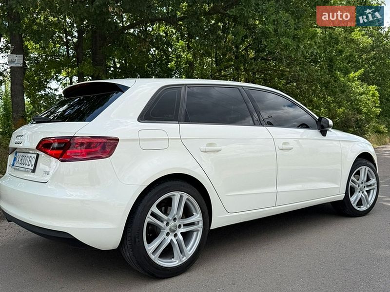 Хэтчбек Audi A3 2013 в Харькове