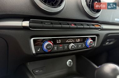 Седан Audi A3 2018 в Івано-Франківську