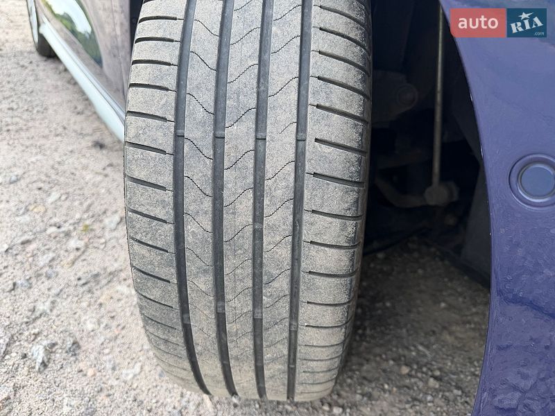 Хэтчбек Audi A3 2023 в Казатине