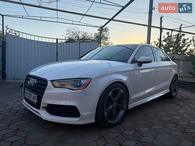 Седан Audi A3 2016 в Подільську