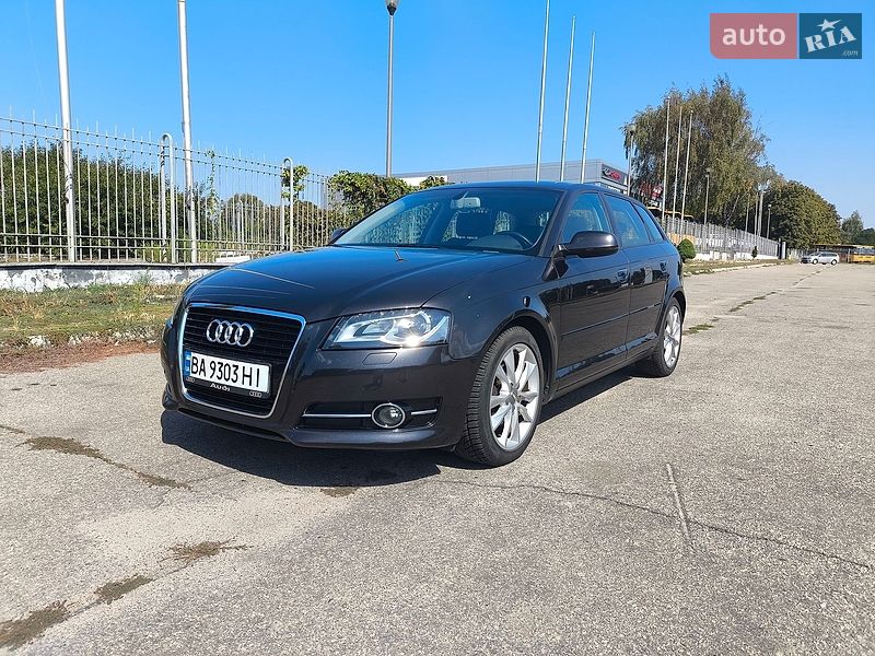 Хэтчбек Audi A3 2011 в Кропивницком фото 50 Хэтчбек Audi A3 2011 в Кропивницком