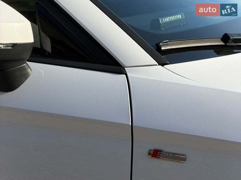 Седан Audi A3 2015 в Львове