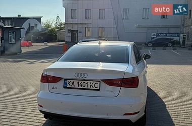 Седан Audi A3 2015 в Львове
