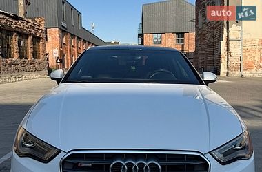 Седан Audi A3 2015 в Львове