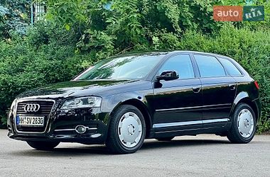 Хэтчбек Audi A3 2010 в Умани