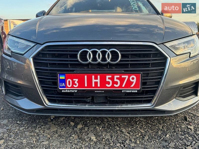 Седан Audi A3 2017 в Луцьку