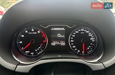Седан Audi A3 2018 в Киеве