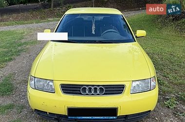 Хэтчбек Audi A3 2000 в Каменке