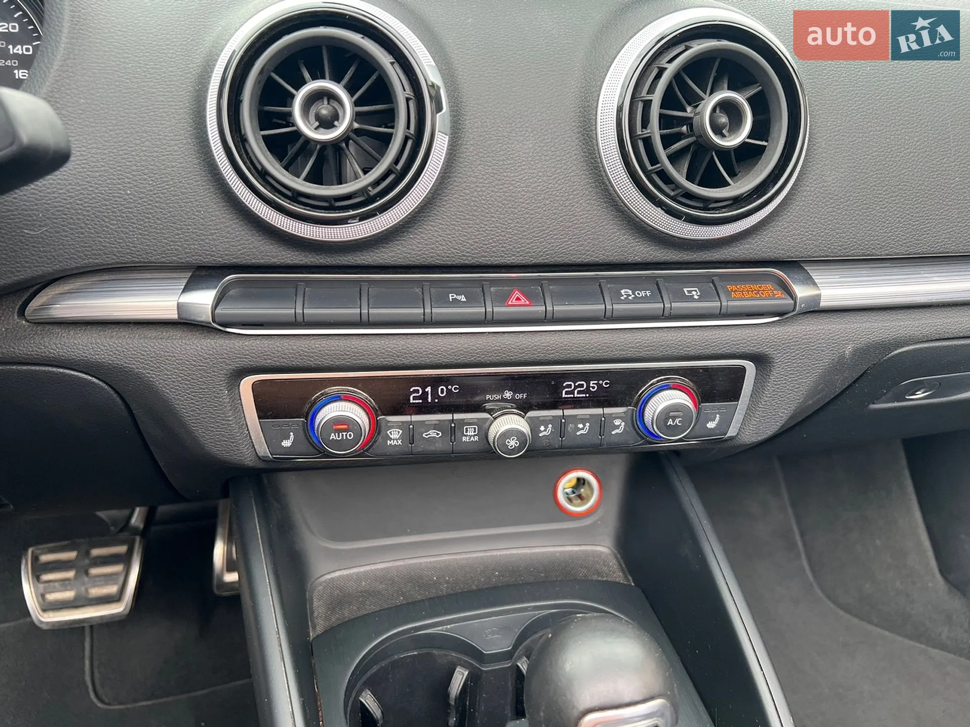 2016 Audi A3 - мініатюра 23