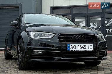 Седан Audi A3 2016 в Мукачево