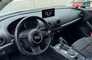 Седан Audi A3 2016 в Одессе