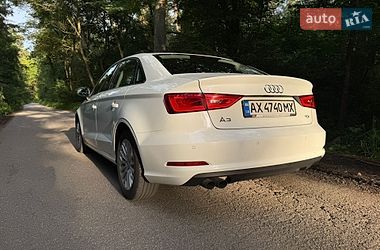 Седан Audi A3 2016 в Киеве
