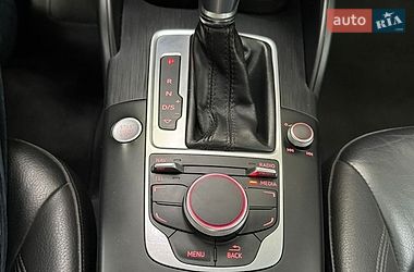 Седан Audi A3 2016 в Киеве