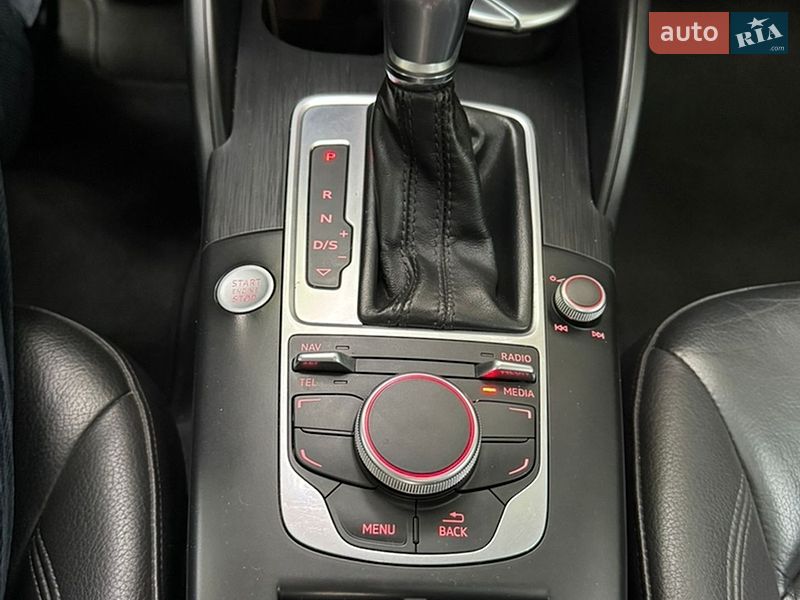 Седан Audi A3 2016 в Киеве