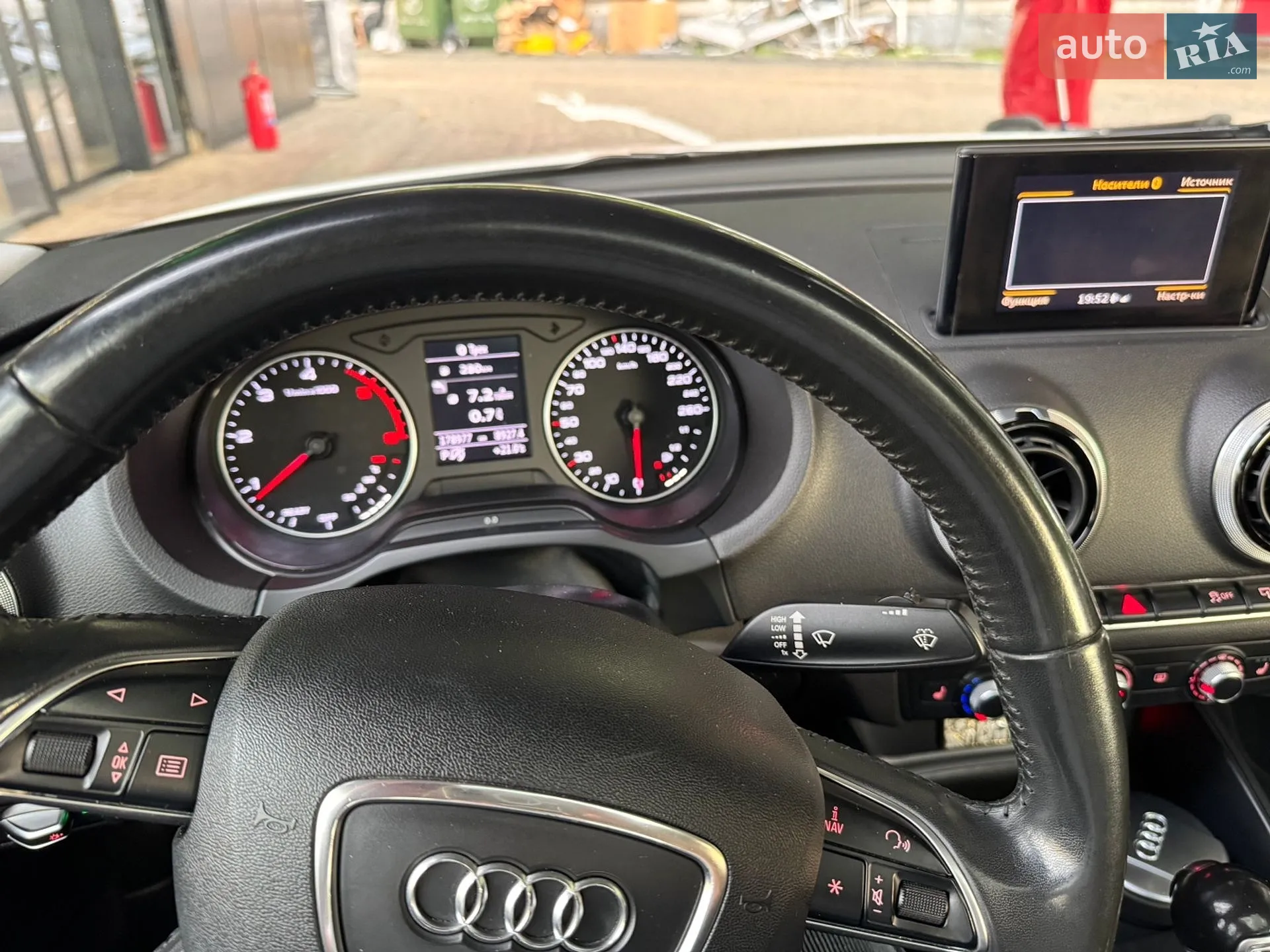 2016 Audi A3 - мініатюра 24
