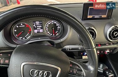 Седан Audi A3 2016 в Киеве