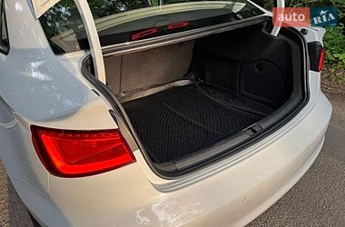 Седан Audi A3 2016 в Киеве