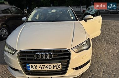 Седан Audi A3 2016 в Киеве